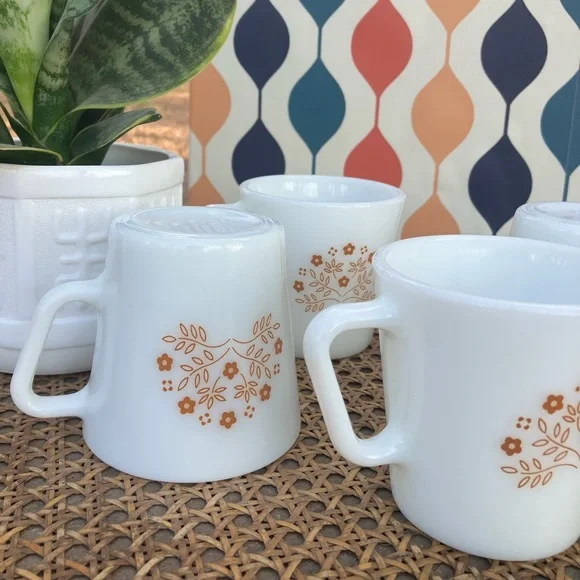 Pyrex Vintage D-Handled Summer Impressions Milk Glass Coffee Mug Set of 4 - Picture 10 of 14